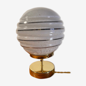 Lampe à poser globe vintage en verre de clichy