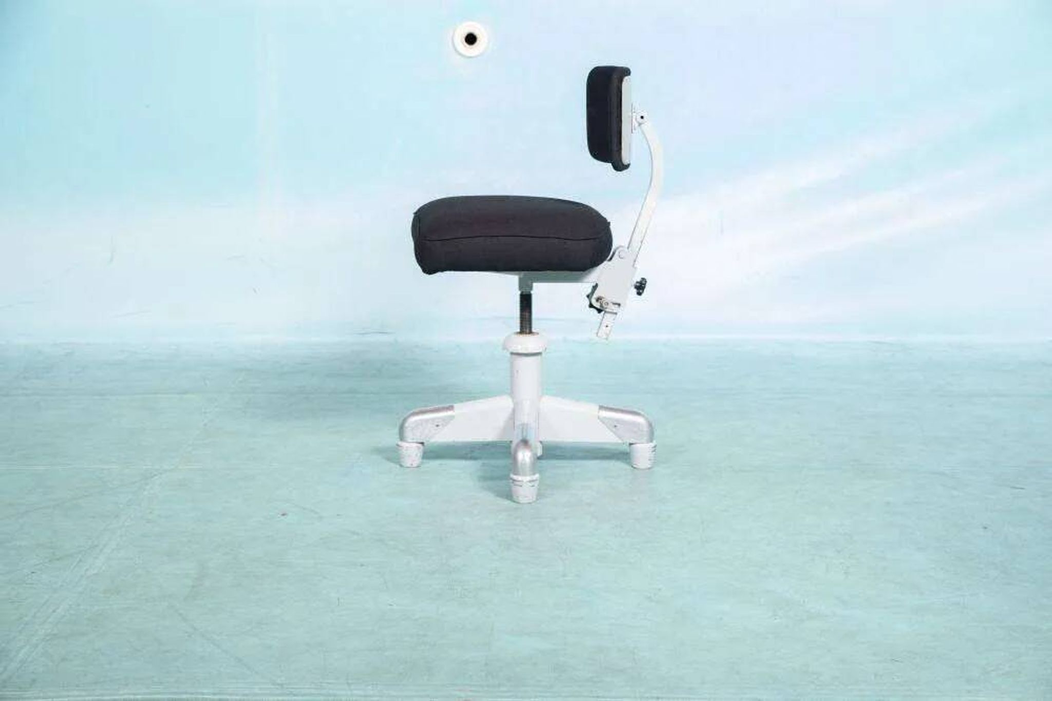 Vintage Gispen office chair from the 1960s, industrial Hoffmann.