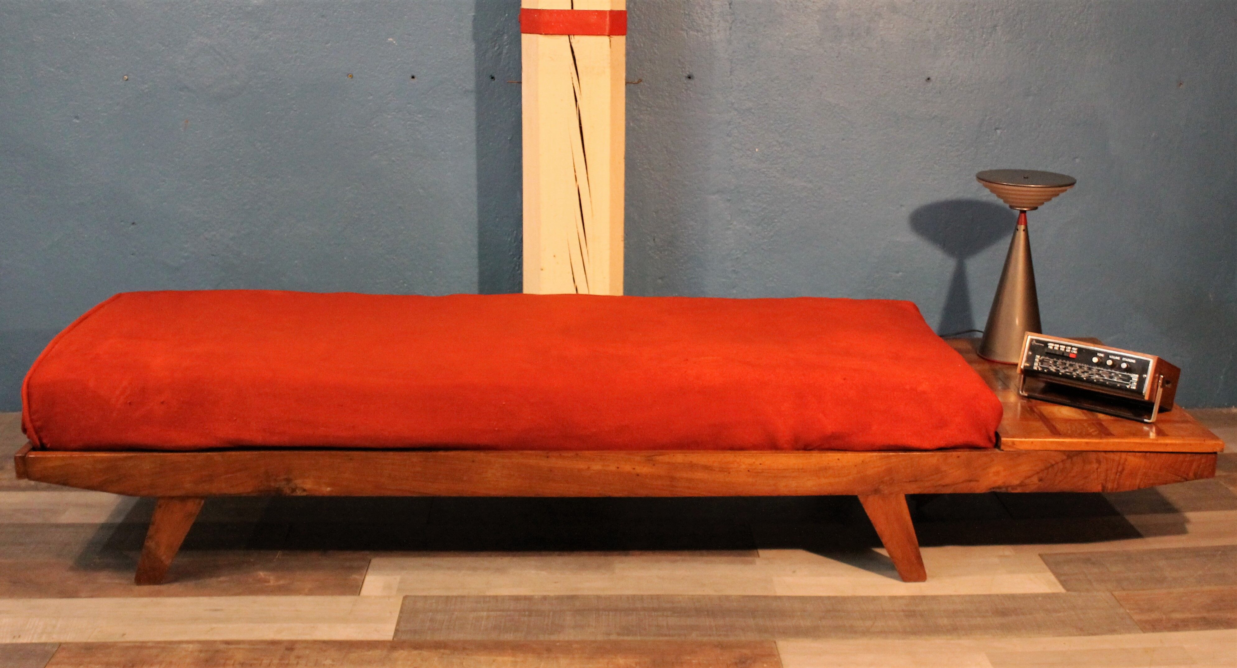 Daybed tablet 1950