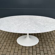 Original Knoll Tulip oval dining table (198cm) Carrara marble