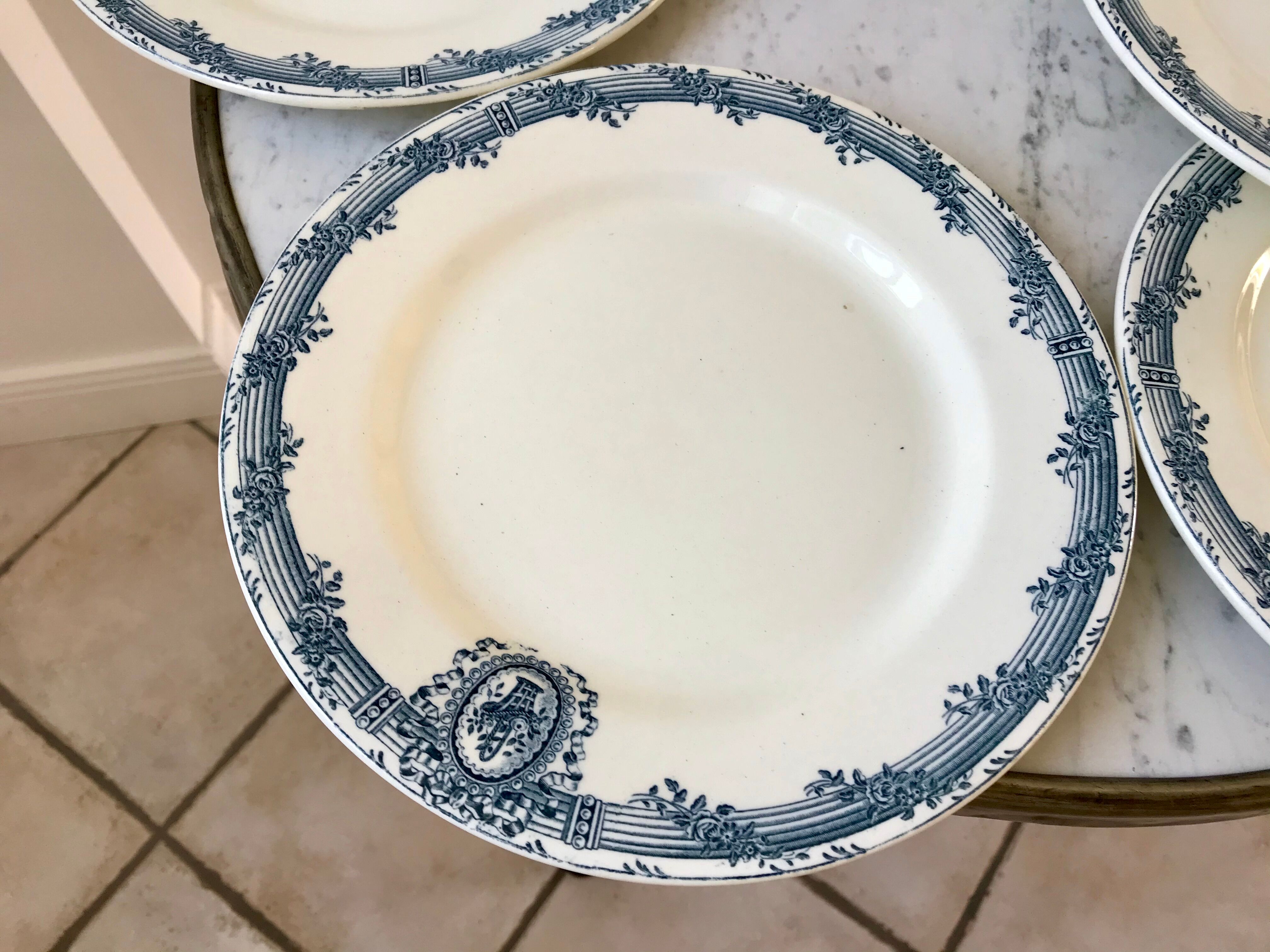 7 flat plates Terre de Fer Salins model "Versailles" XIXth