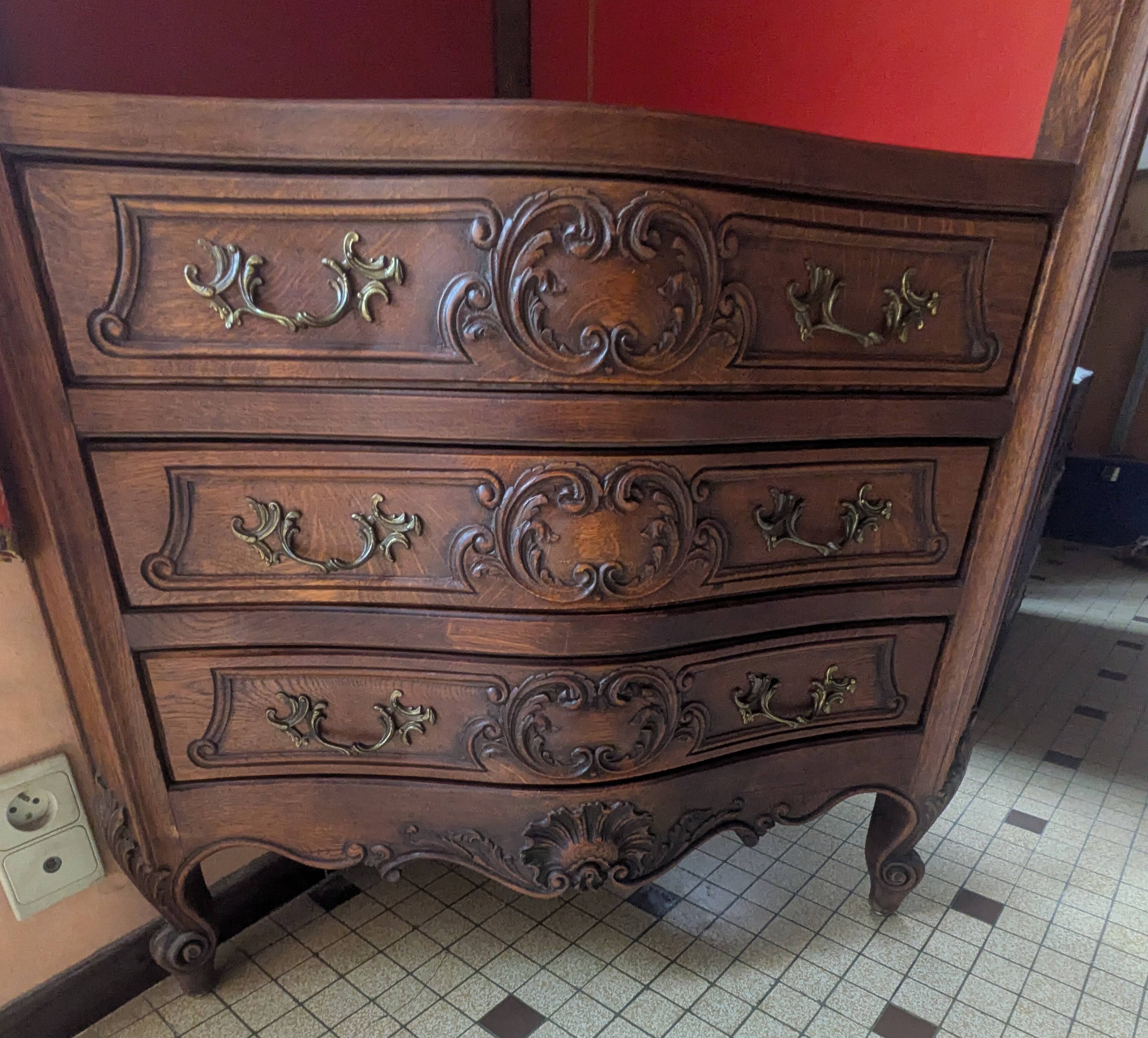 Antique corner cabinet in Louis XV style, topped with a marble surface.