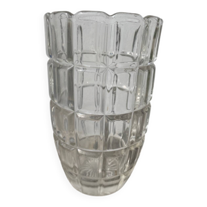 Vase en verre facetté