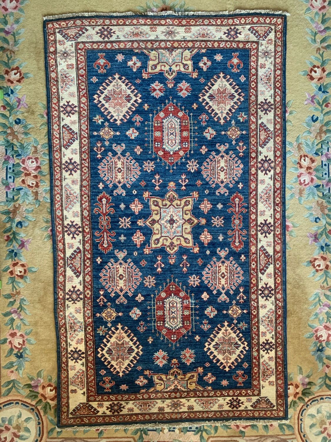 Oriental rug 200 x 120