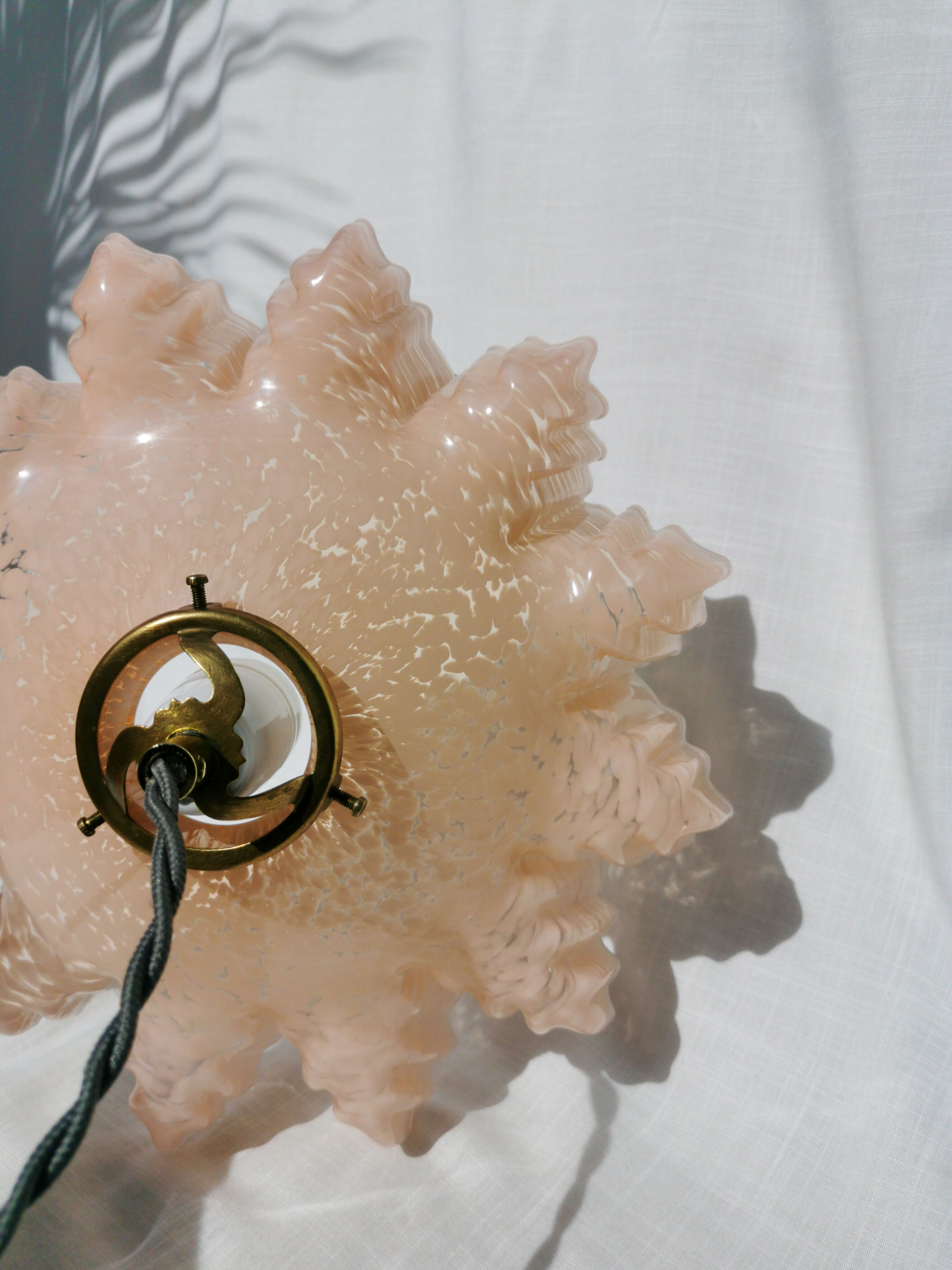 Suspension glass of clichy pink art deco