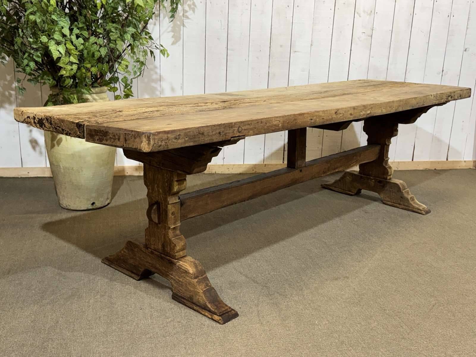 Table monastère en chêne brut XIXème