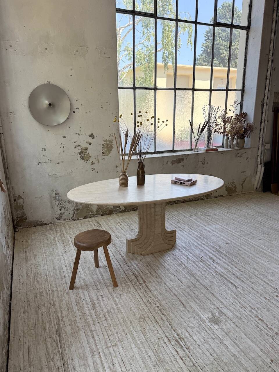 Travertine dining table 1970 Italy Tobia Scarpa