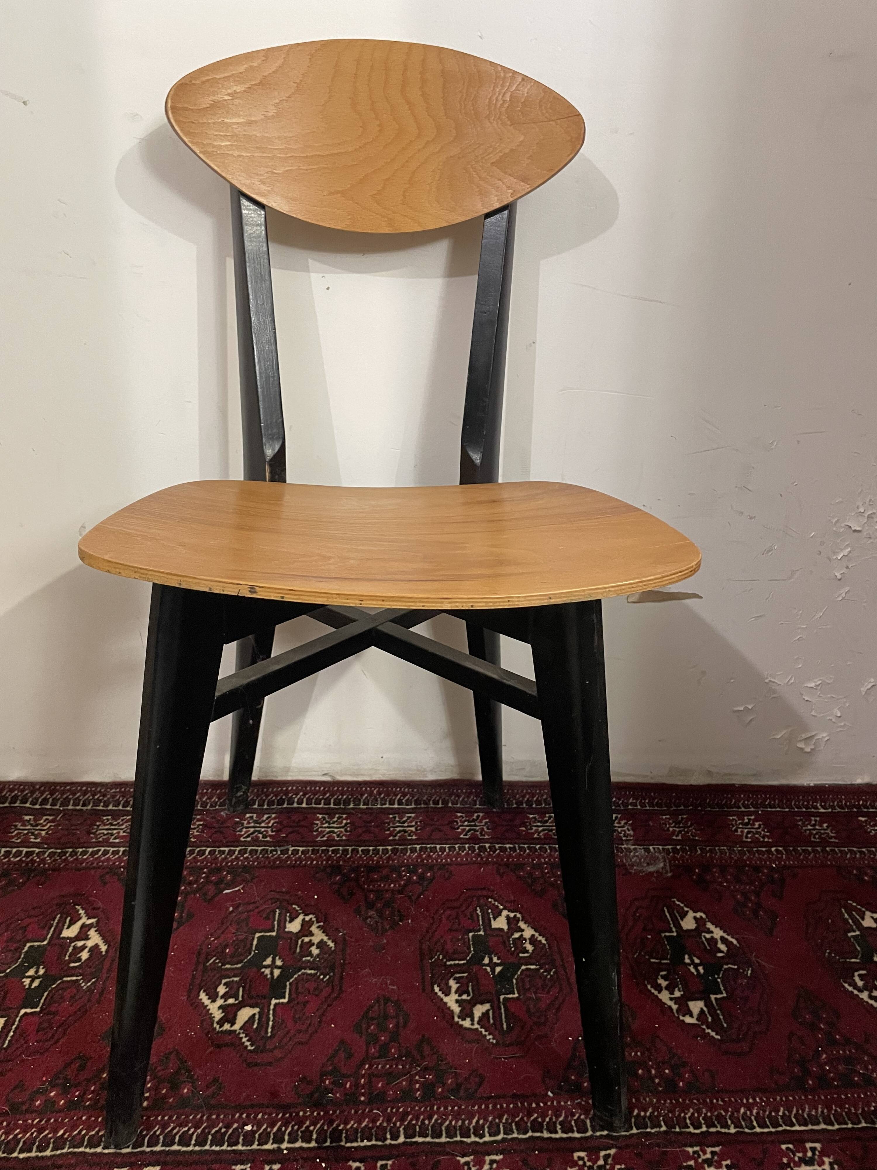 4 Scandinavian chairs type Kneuzzargenstull