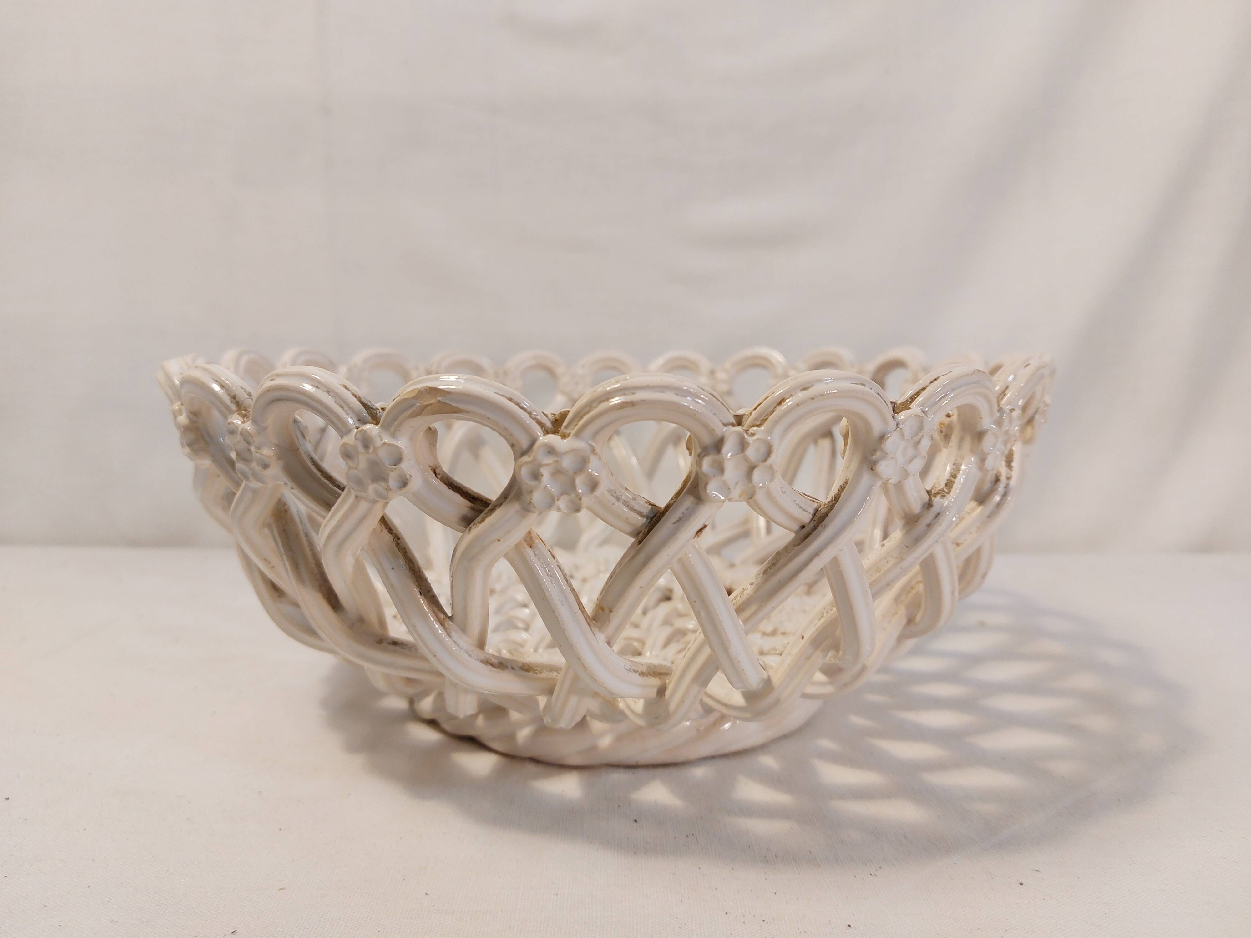 Old woven ceramic basket - Maison Pichon - Uzès 1960