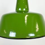 Suspension d’usine industrielle en émail vert de Zaos, années 1960