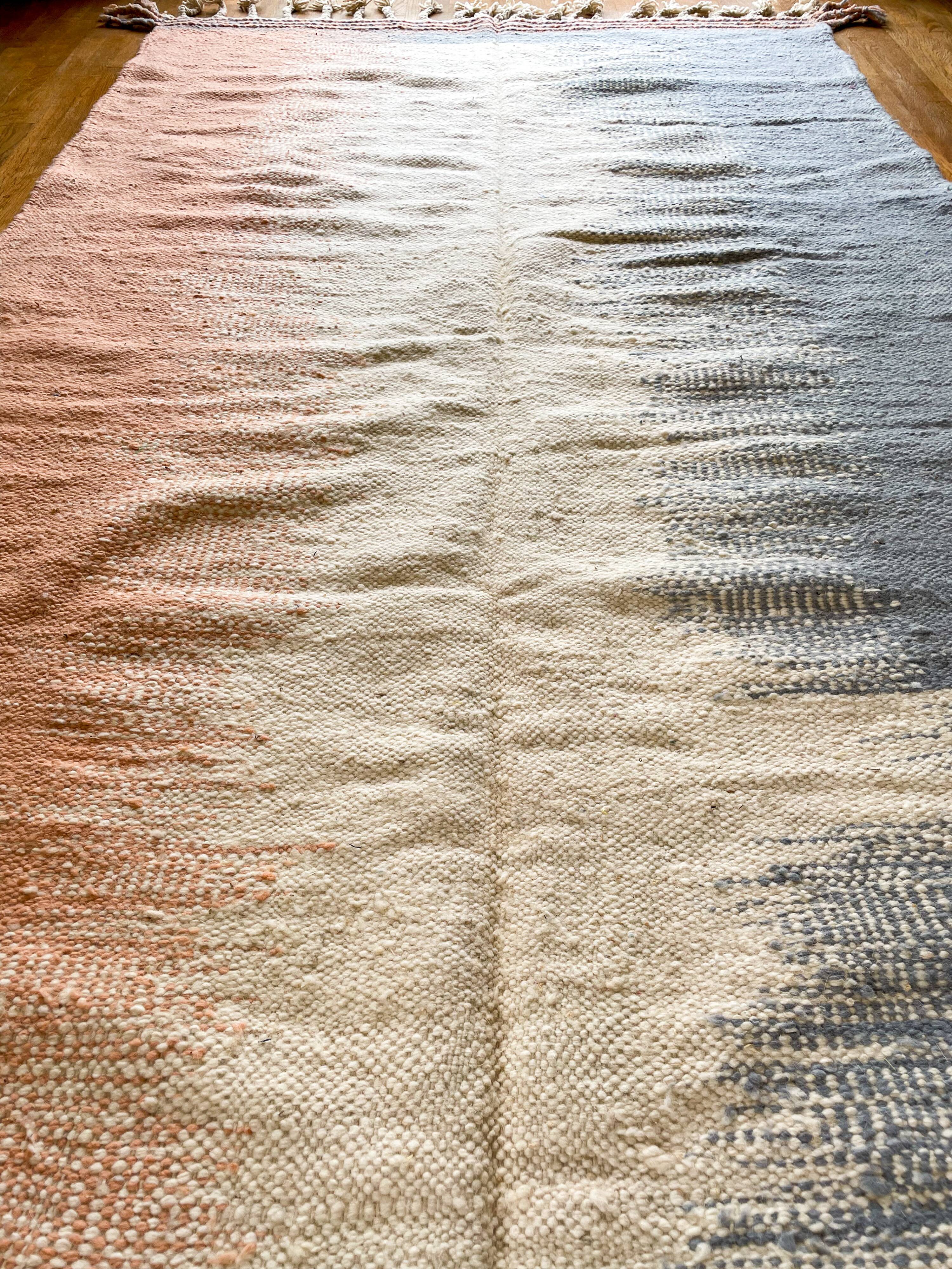 Berber carpet kilim zanafi colorful graphic pink salmon light gray