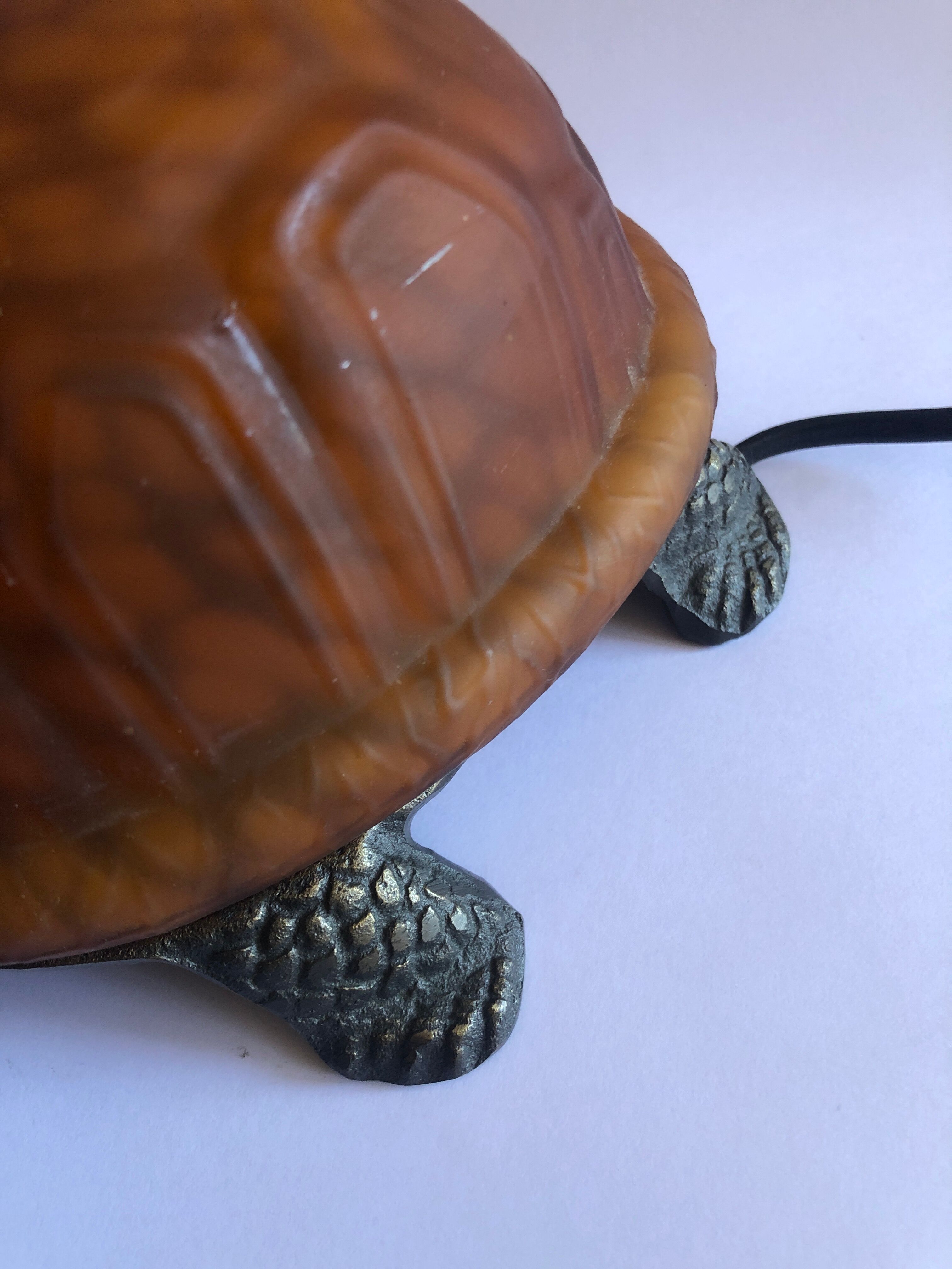 Amber turtle lamp