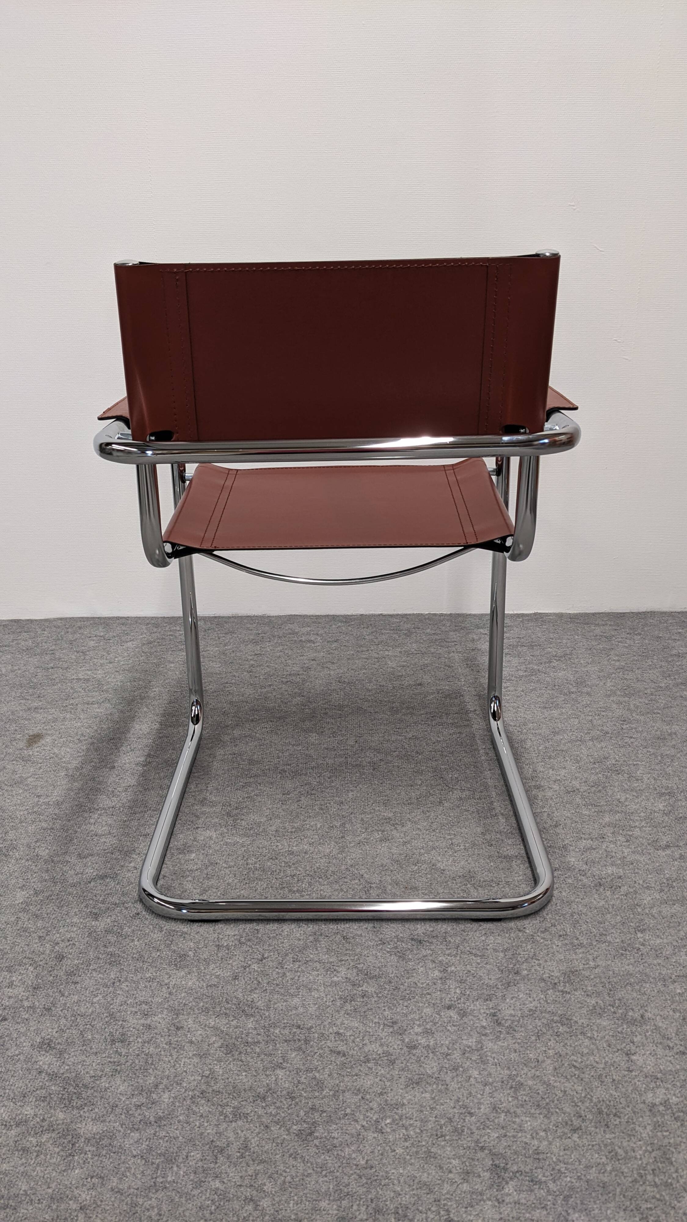 Série de 8 fauteuils cantilever modèle MG5 Made in Italy
