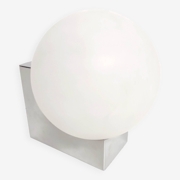 Applique globe boule opaline sur socle métal chromé