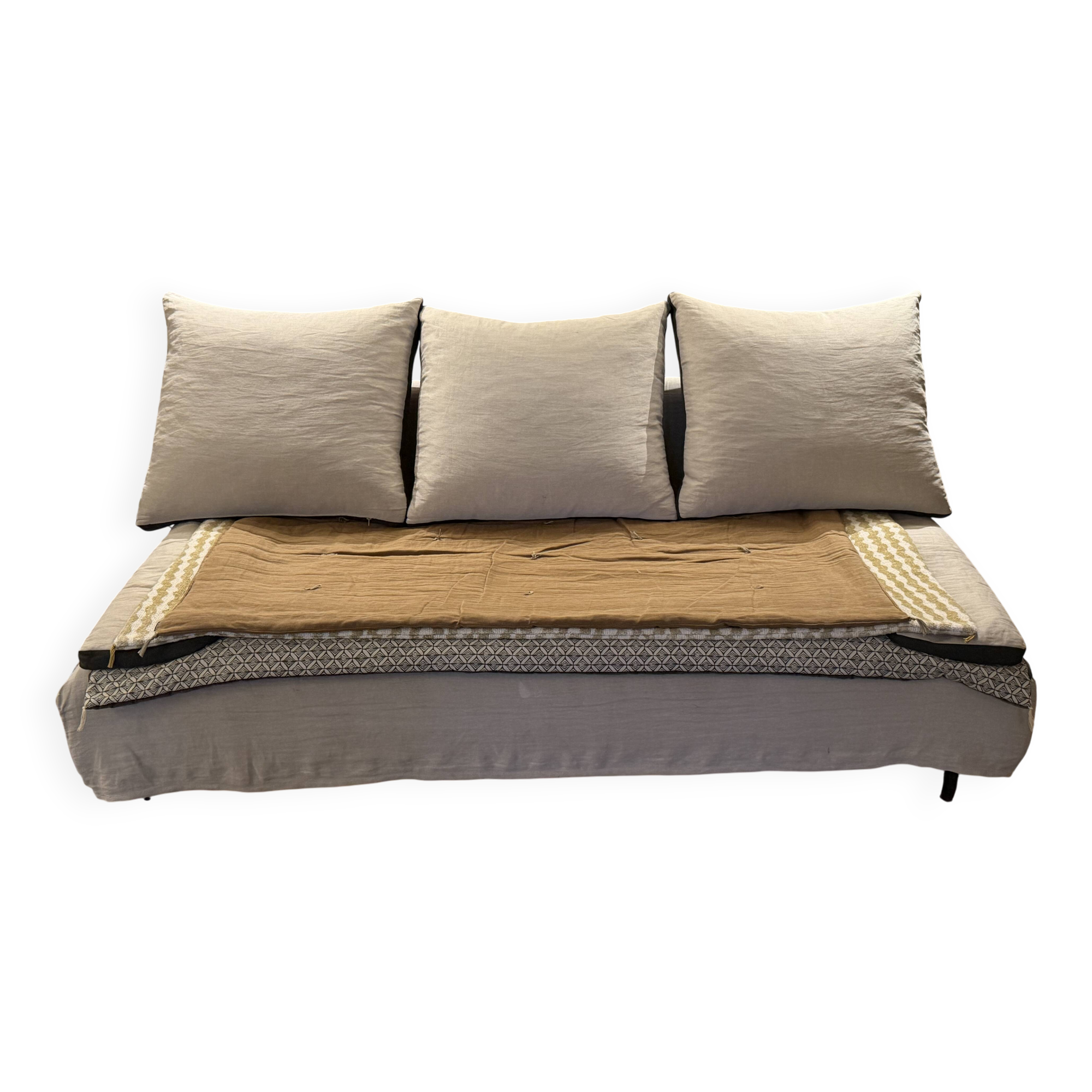 "Caliph Sofa Caravan"