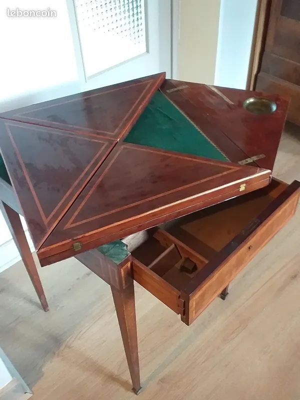 Old handkerchief game table