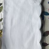 Lot of 12 embroidered table napkins.