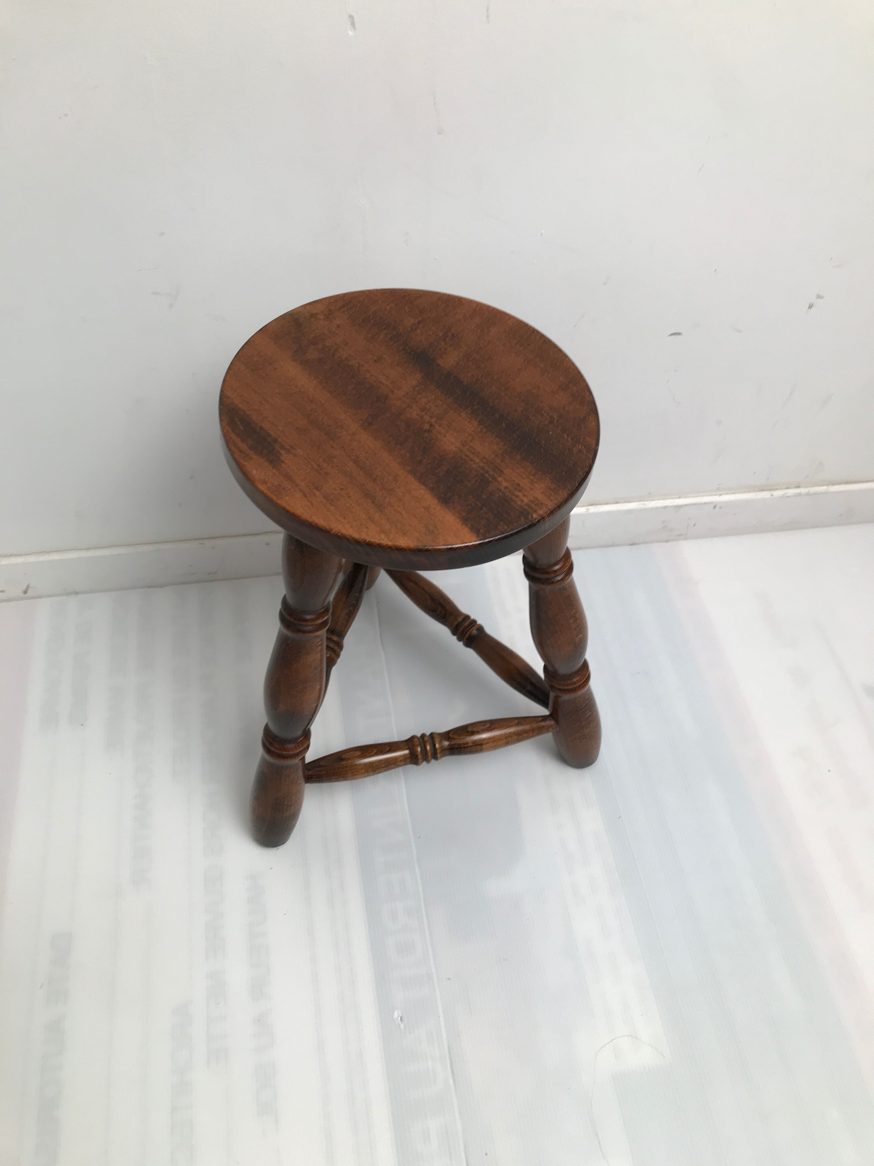 Wooden stool tripod foot