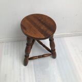 Wooden stool tripod foot