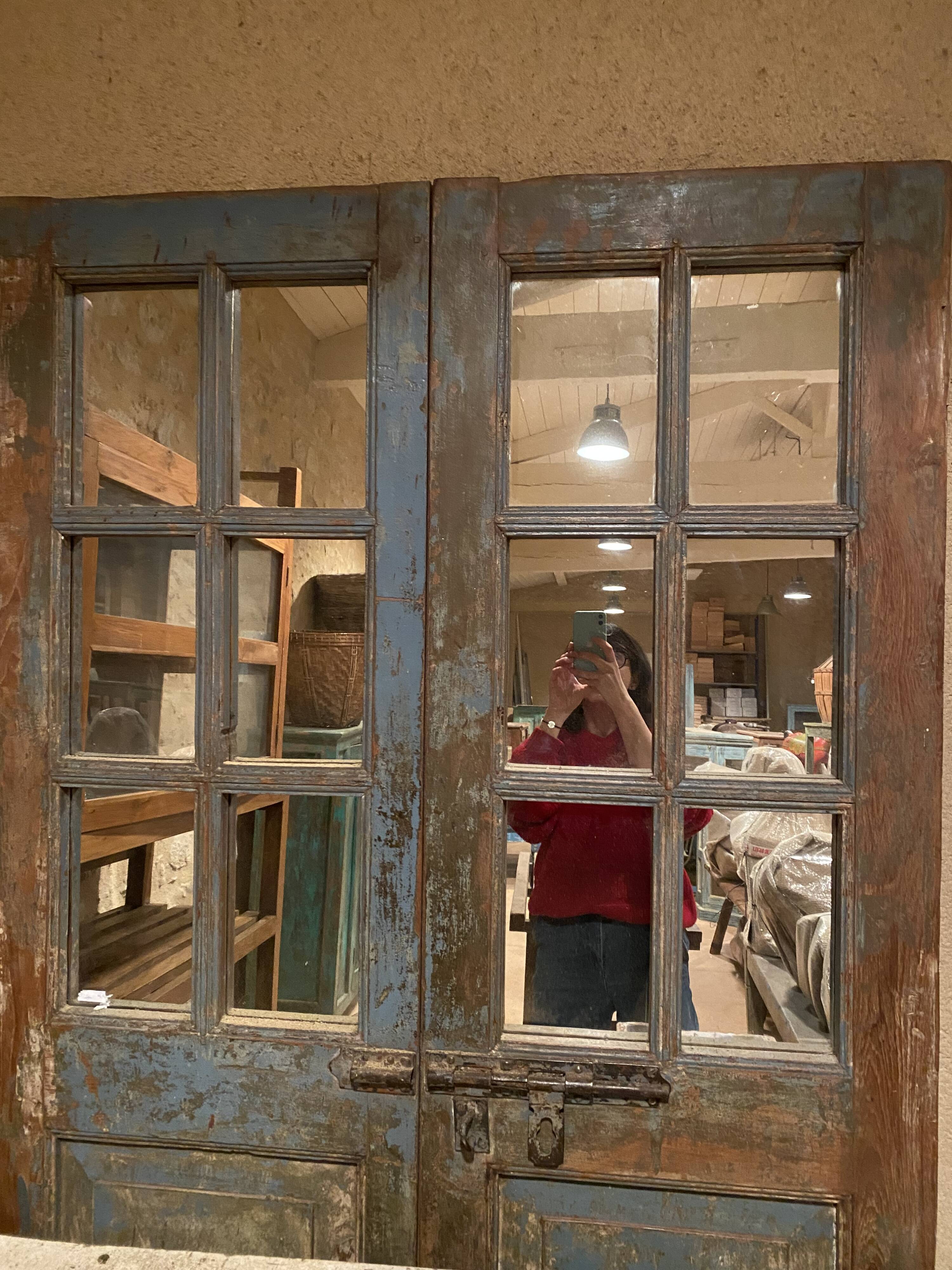 Indian door forming a mirror