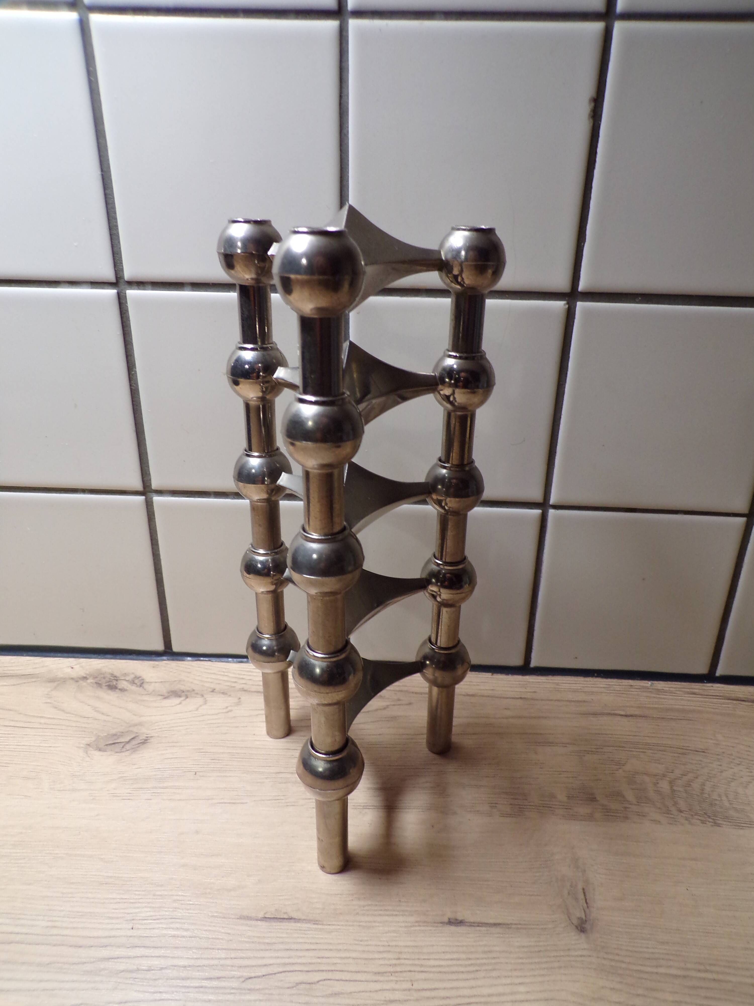 Suite 5 Nagel candle holder