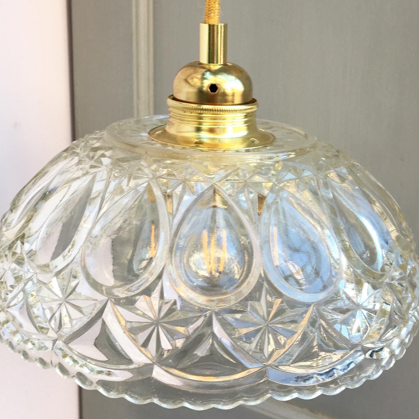 Hanging created with a vintage salad bowl and chiseled glass