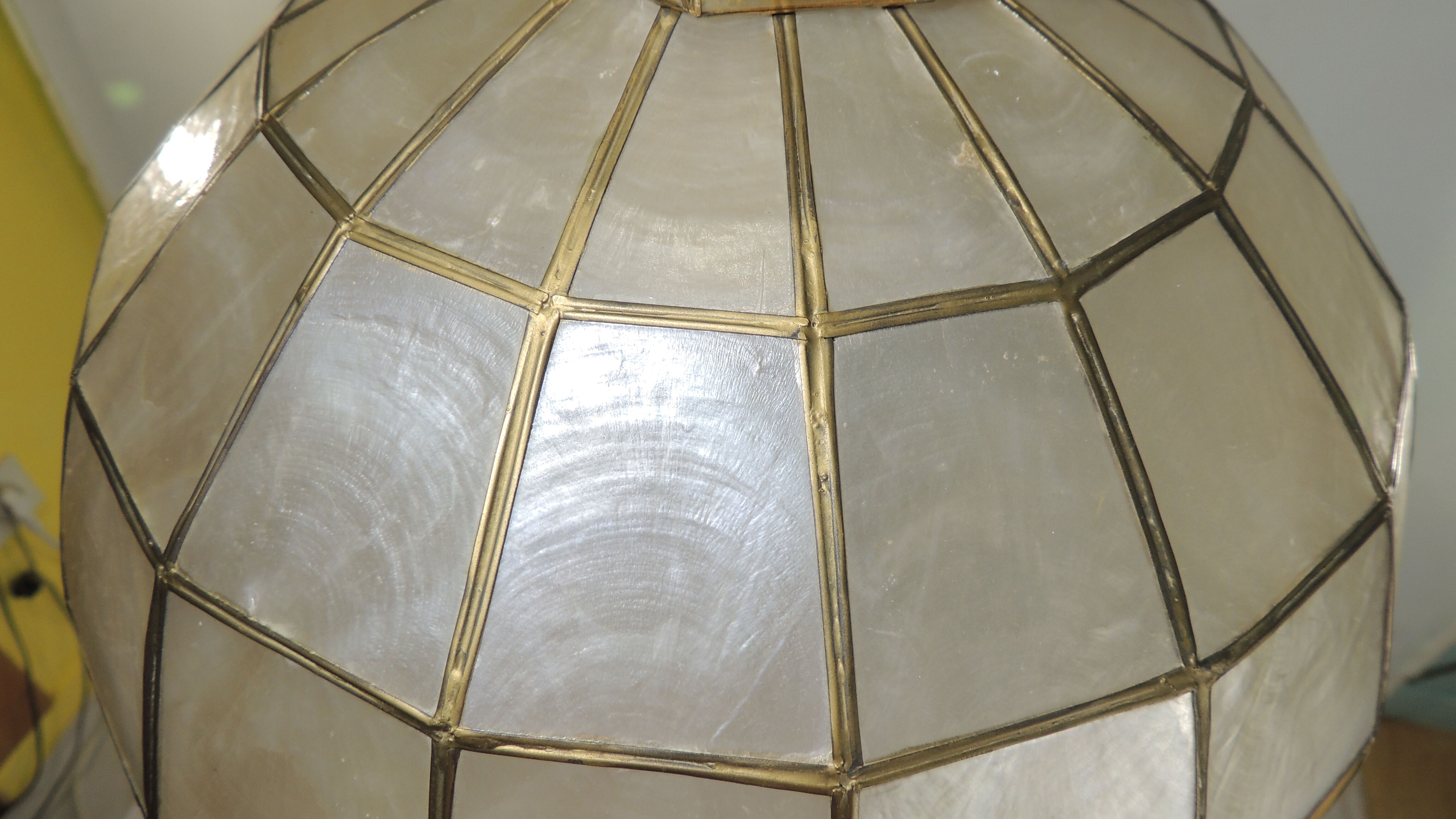 Large mother-of-pearl / vintage suspension