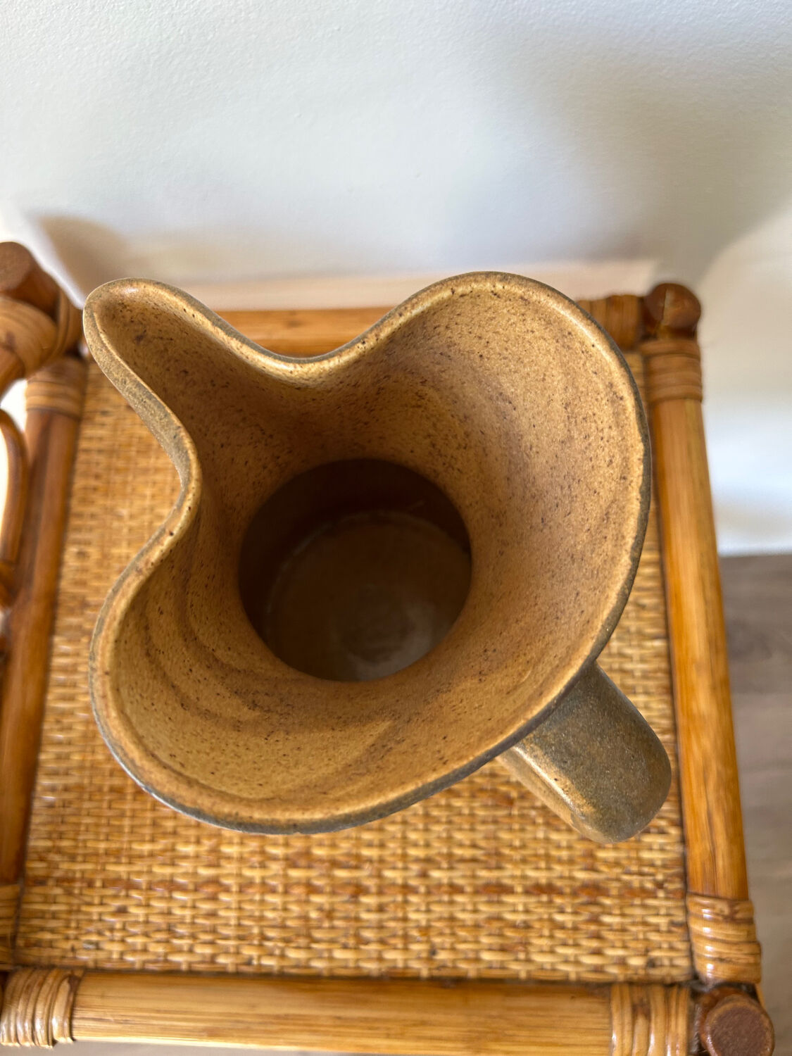 Pitcher in stoneware manufacture Lonchamp