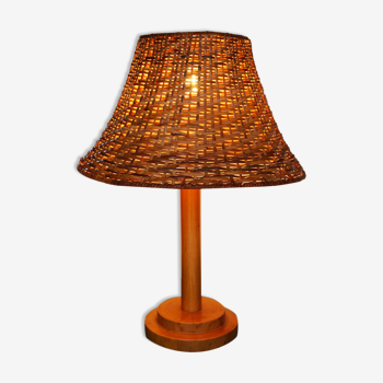 Wicker lamp