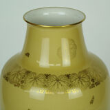 Vase en porcelaine de Sevres