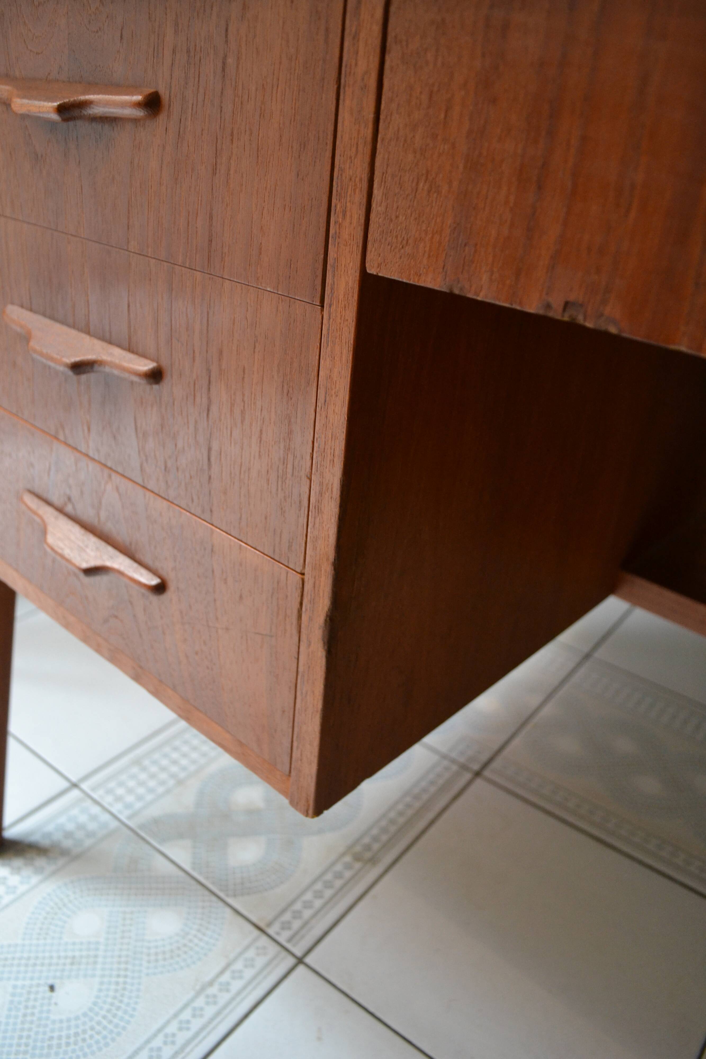 Scandinavian office 60s teak foot compass