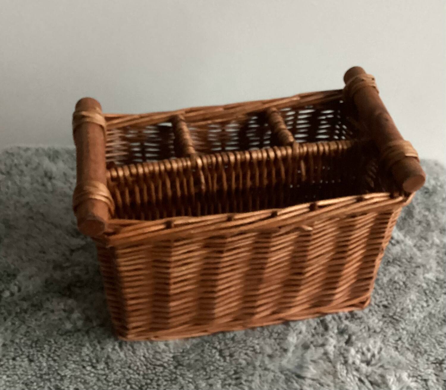 Panière en rotin pour couverts