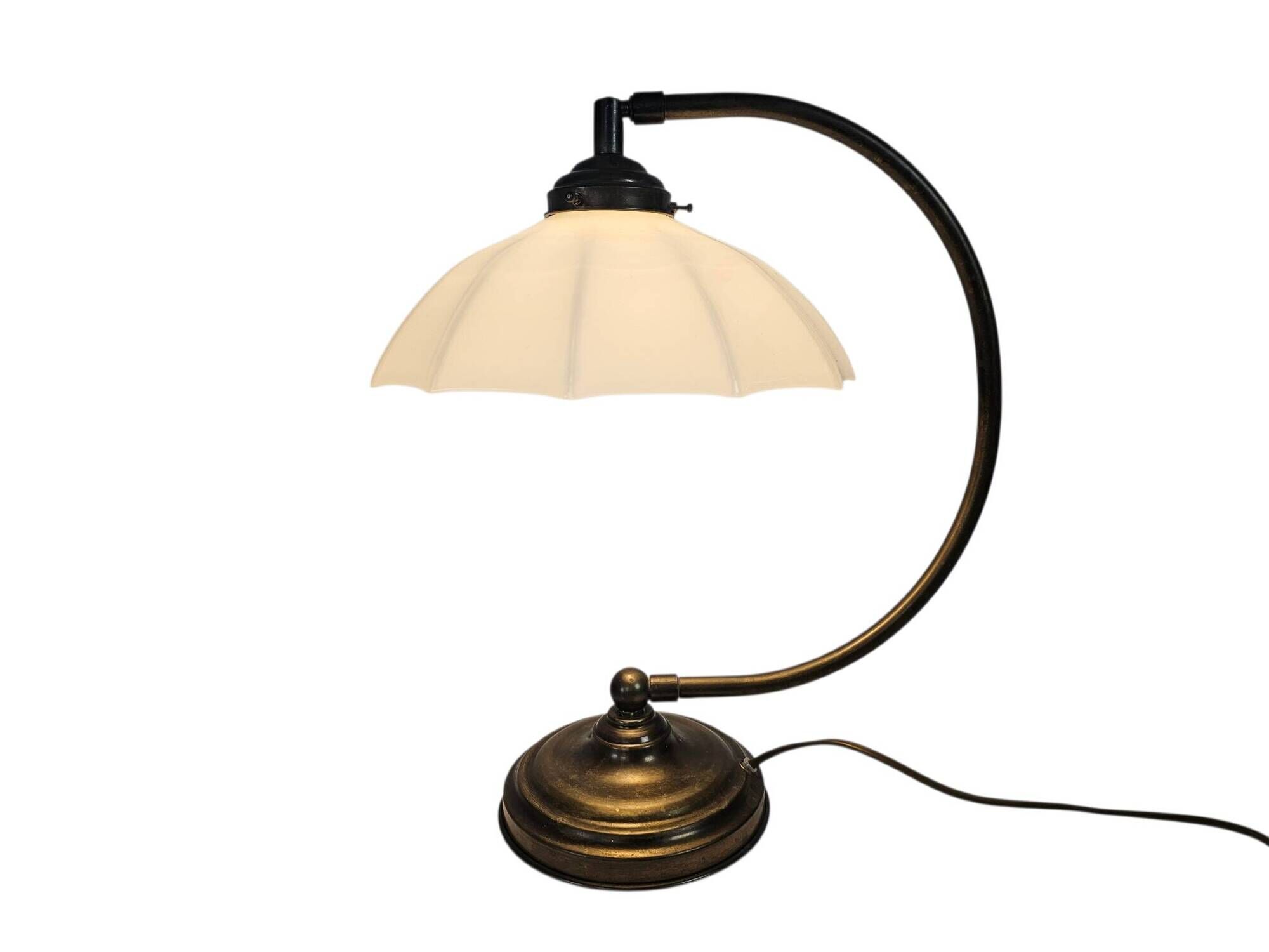 Banker's lamp - table lamp - opaline glass - brass - 3rd quarter of the 20t