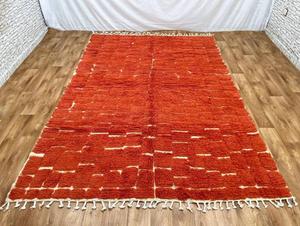 Traditional Moroccan handwoven rug 2.5x1.5 m