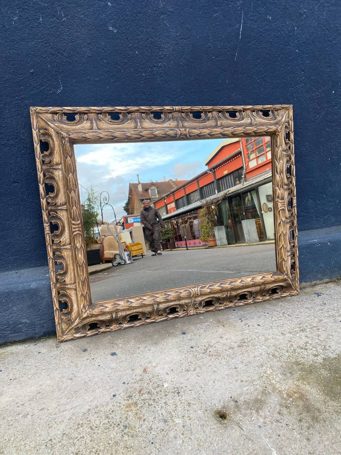 Wooden mirror