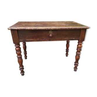 Desk with turned legs