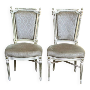 2 chaises Louis XVI médaillon