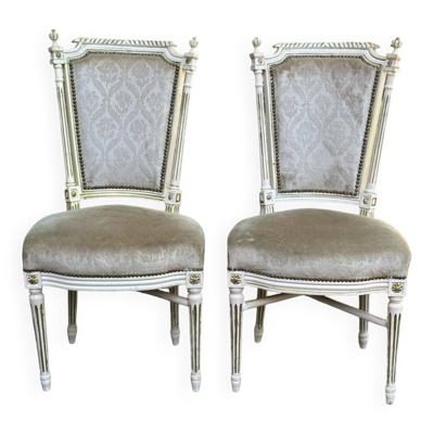 2 chaises Louis XVI médaillon carré du XIXème siècle