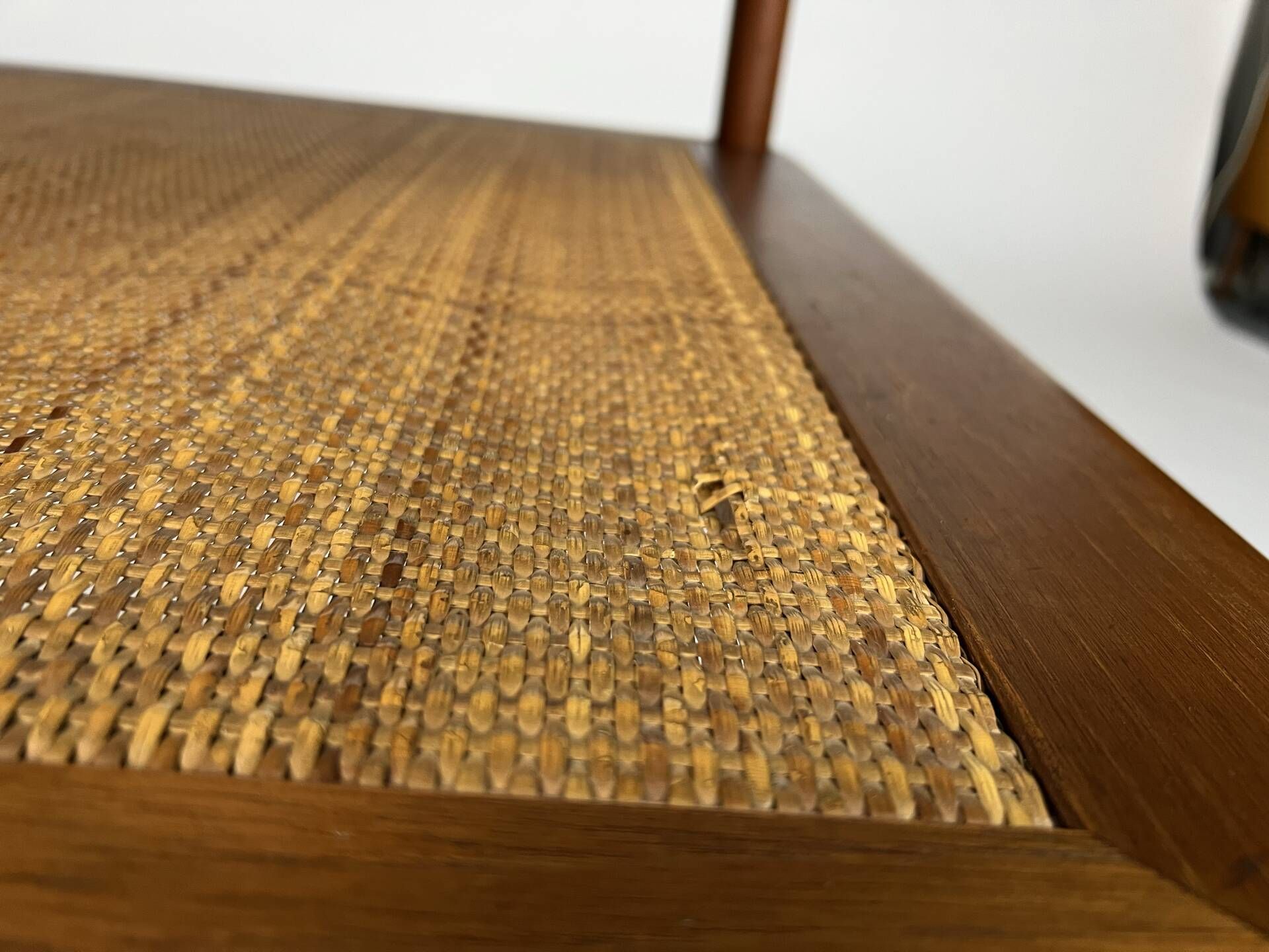 Table basse d'angle Minerva en teck Hvidt Mølgaard-Nielsen danoise