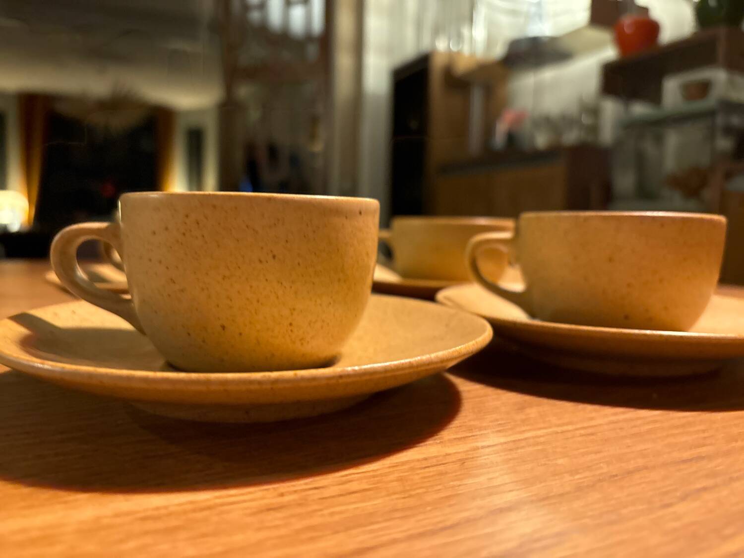 4 vintage stoneware cups