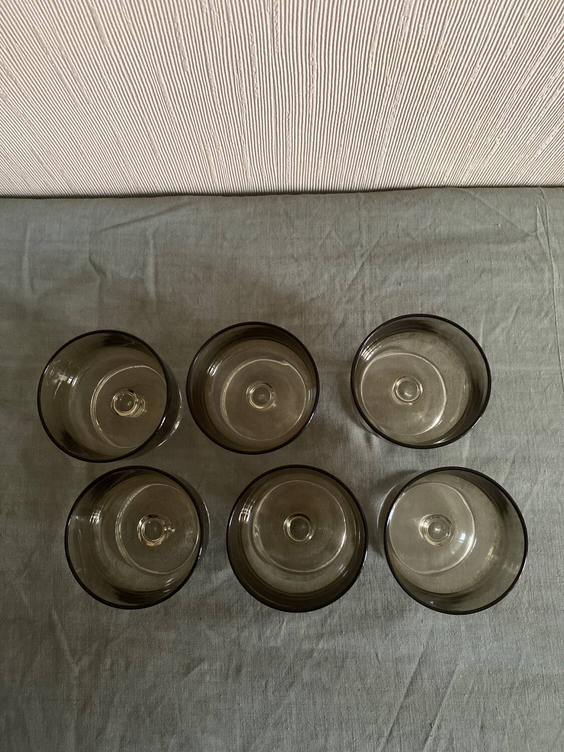 6 Luminarc smoked glass champagne glasses