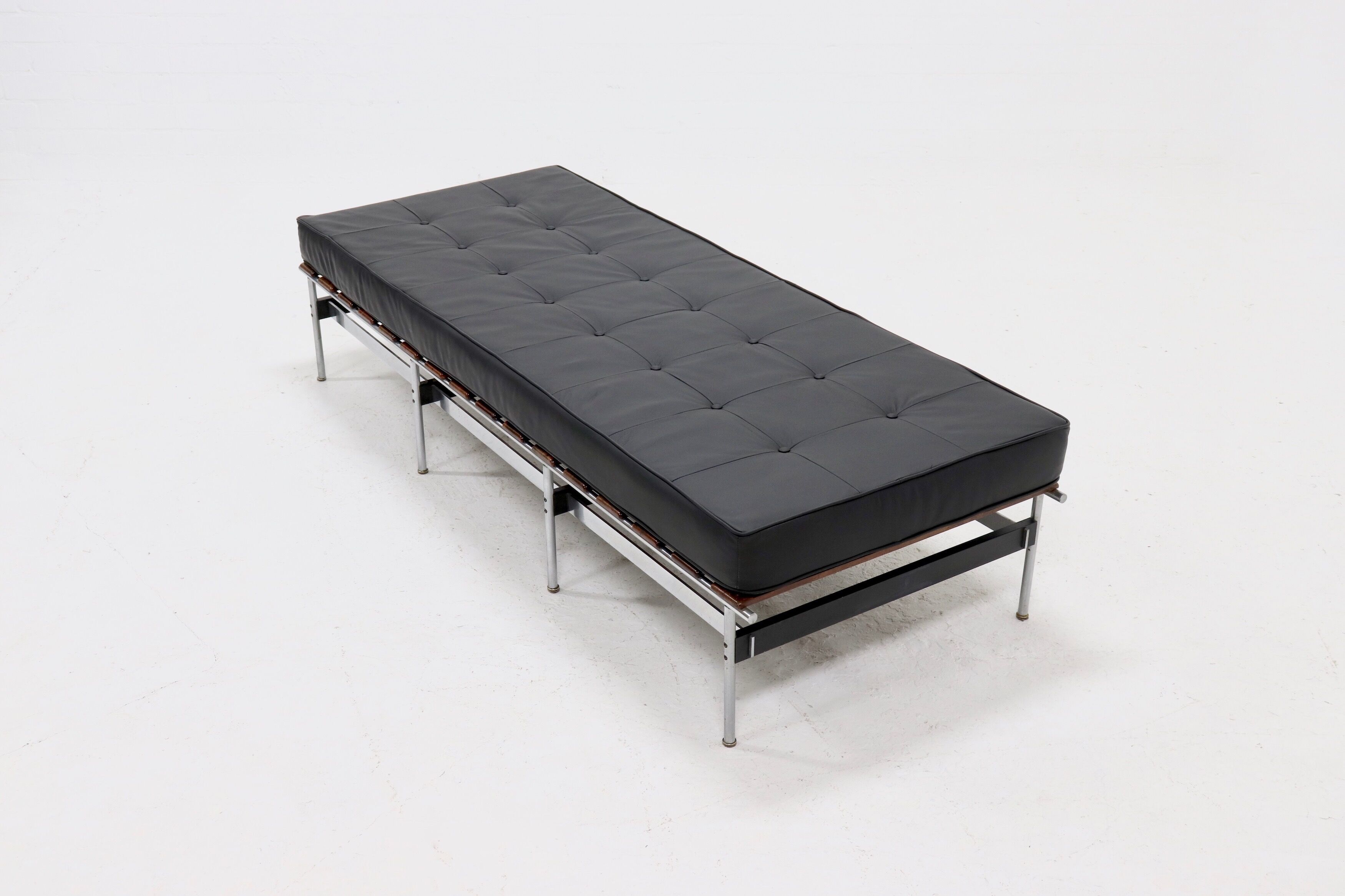 416 Series Kho Liang le Daybed for Artifort 1950s