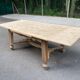Table à manger extensible Louis XIII décapée en chêne années 50