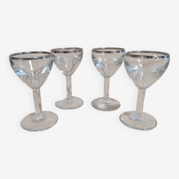 Verres à liqueur