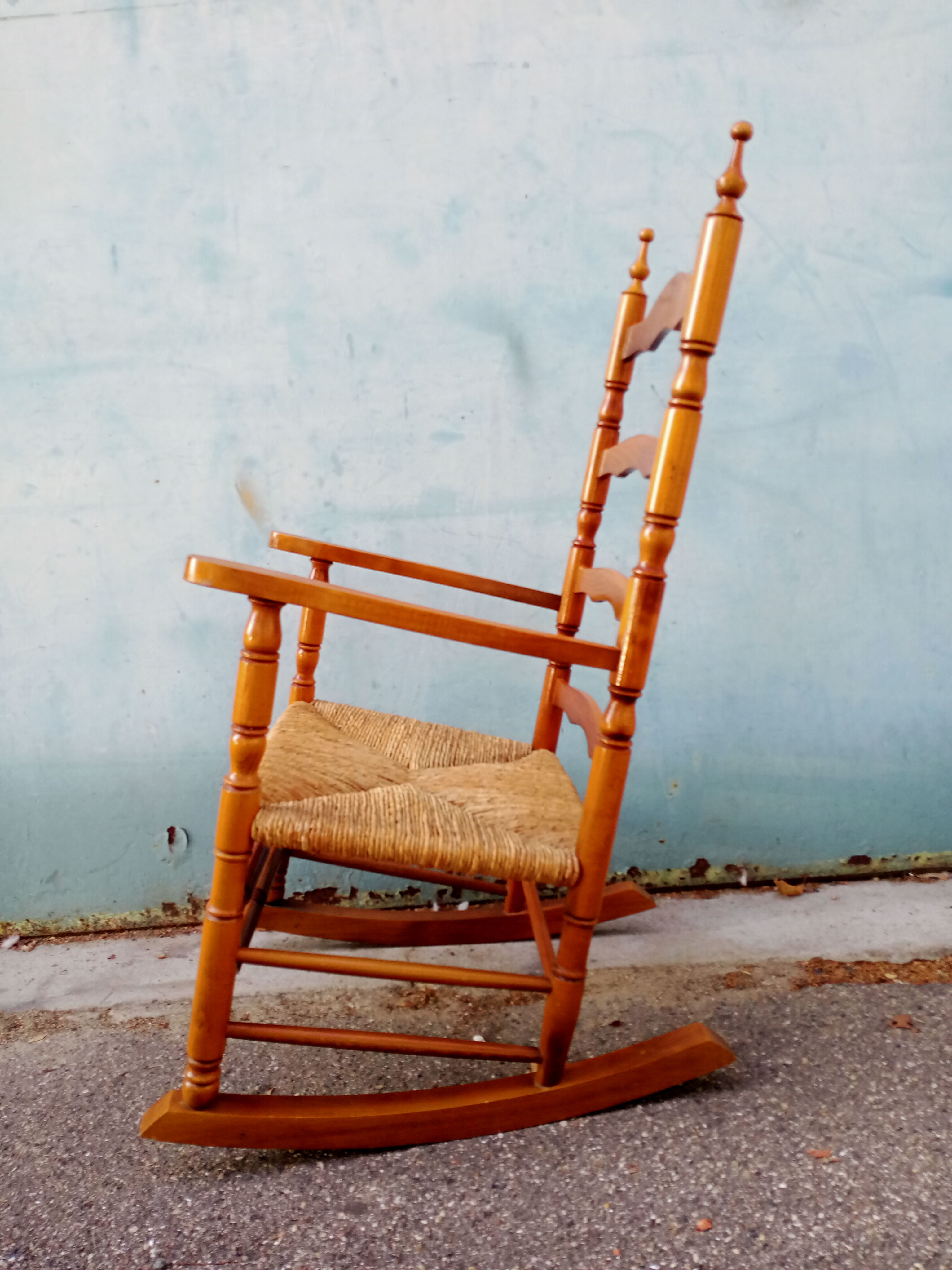 Vintage rocking chair