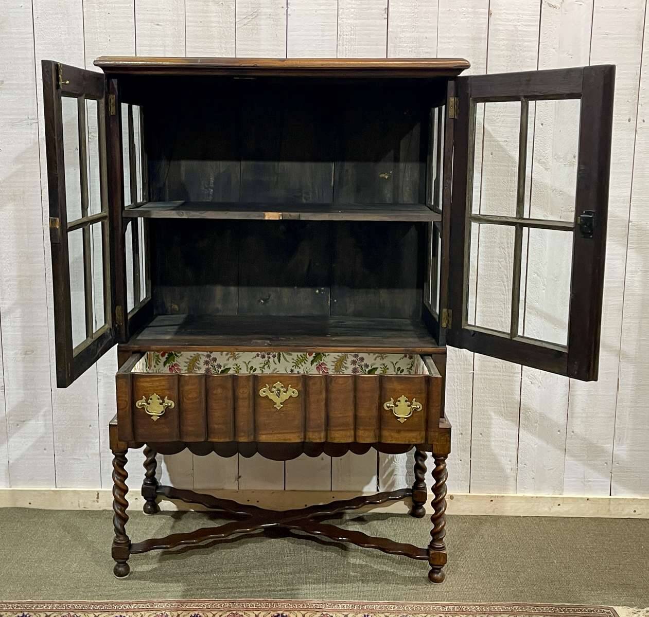 Vitrine anglaise en acajou fin XIXème
