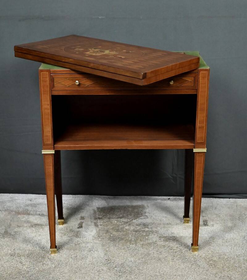Small game table in marquetry, Louis XVI style – early 20th century