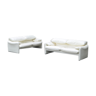 Pair of leather sofas "Maralunga" by Vico Magistretti for Cassina