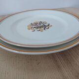 Set of two serving plates from Creil and Montereau