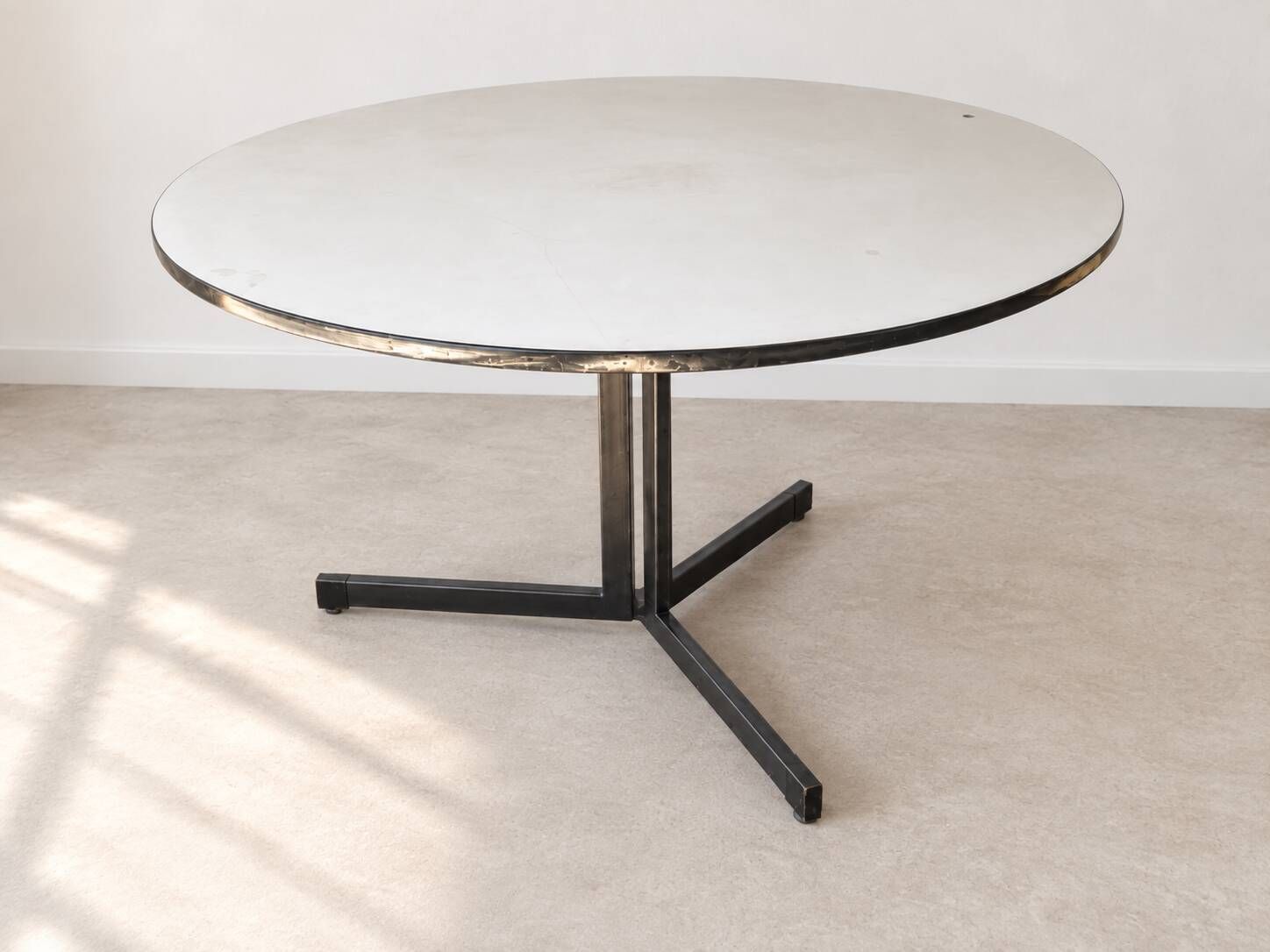 Round table by Hein Salomonson for AP Original, 1960s